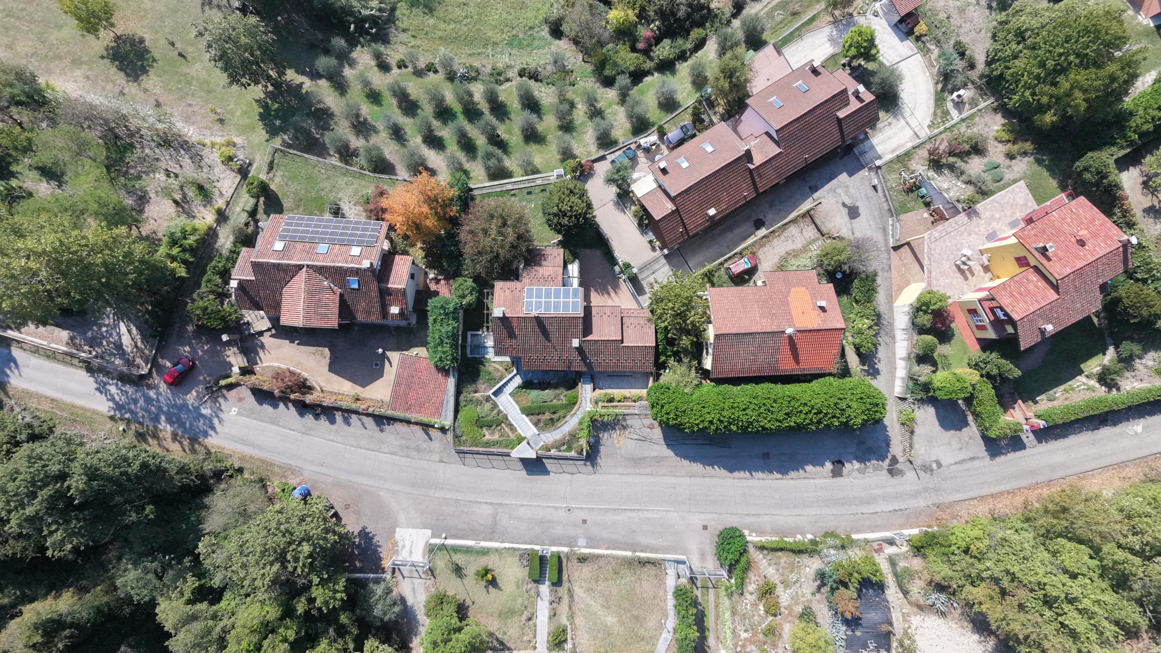 Albugnano — veduta aerea della proprietà