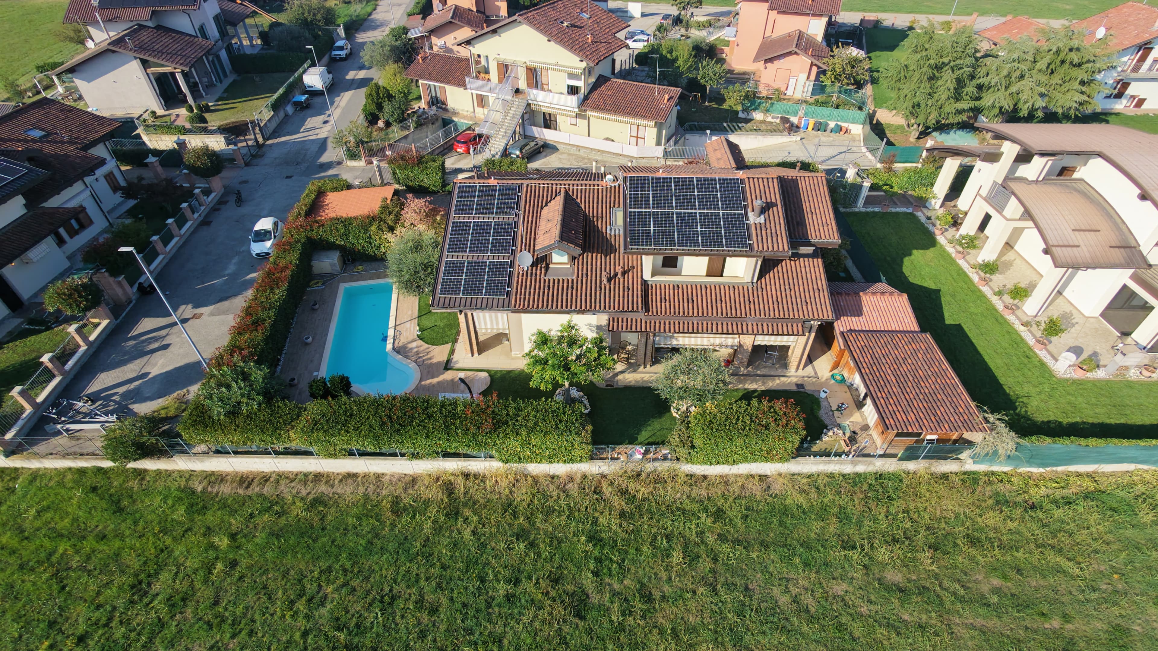 Buttigliera — villa con piscina dall'alto