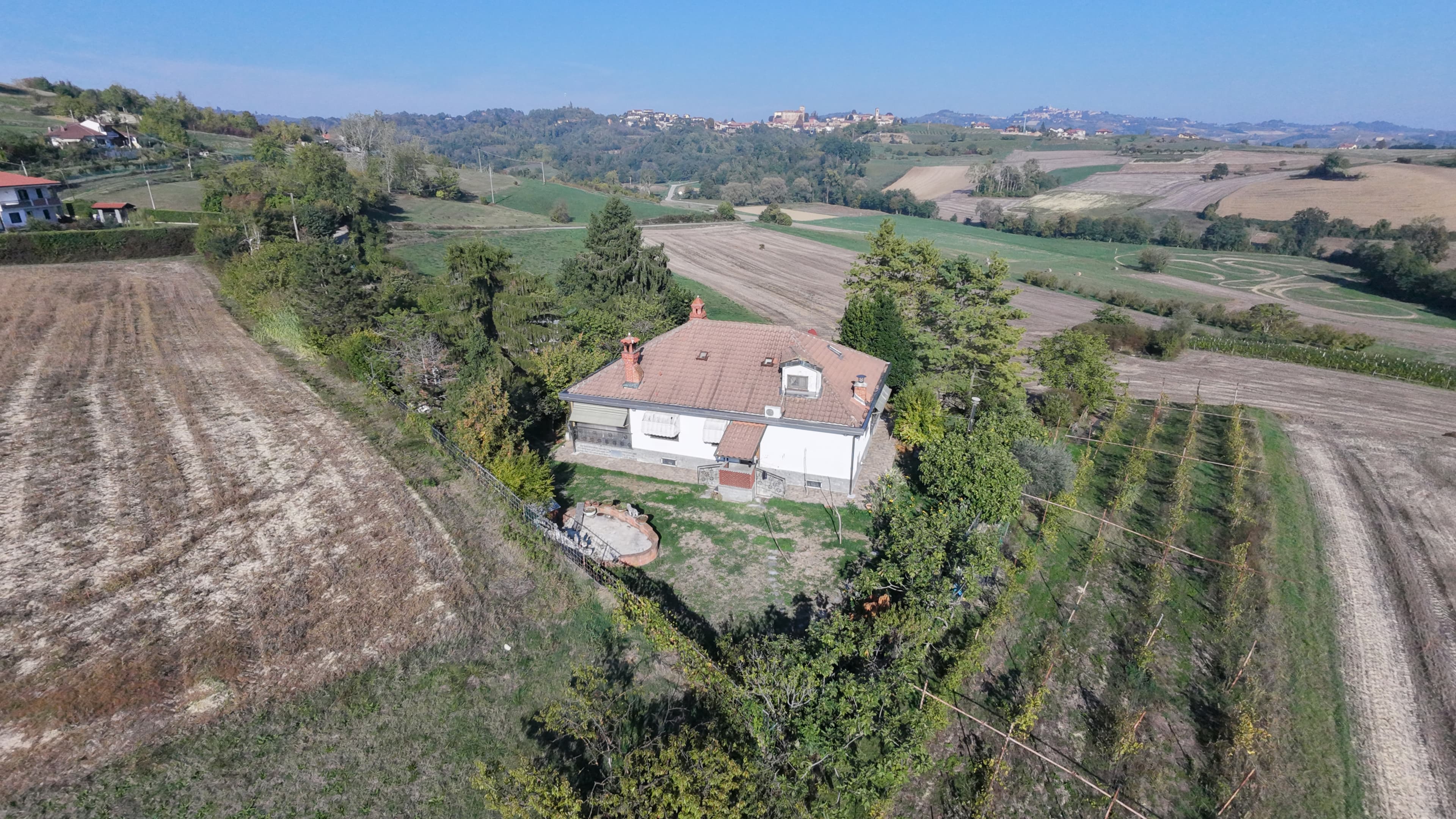Moncucco — casa tra i campi del Monferrato